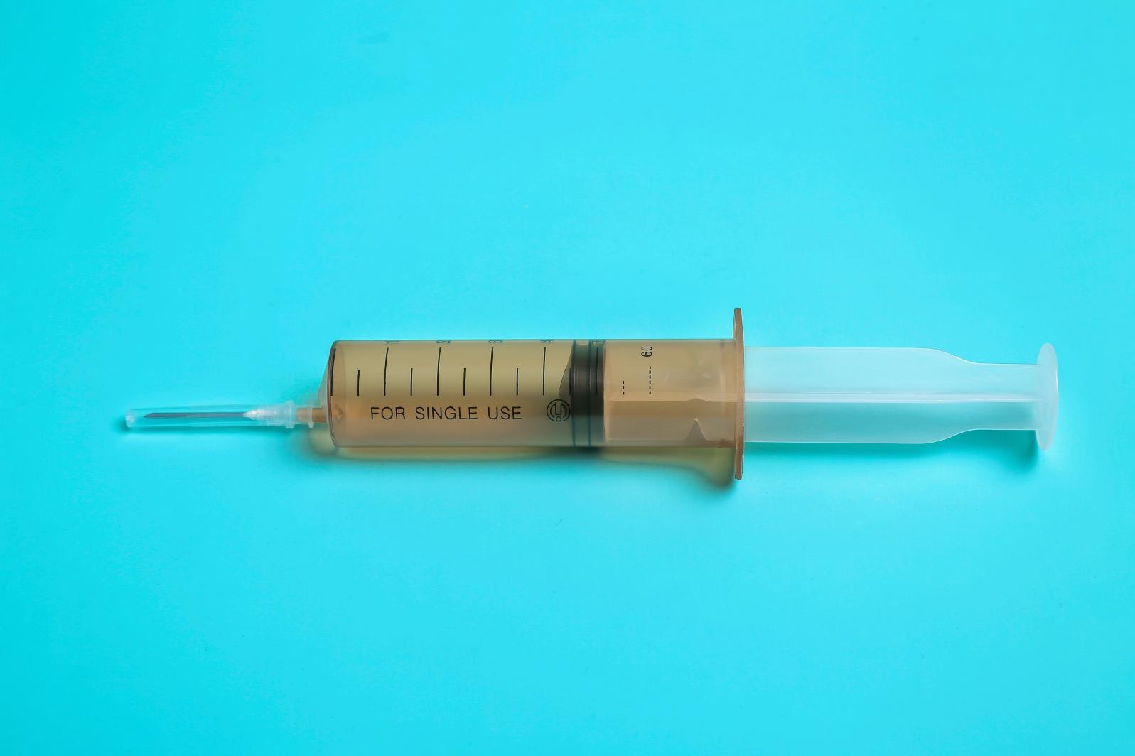 一次性使用避光配药用注射器